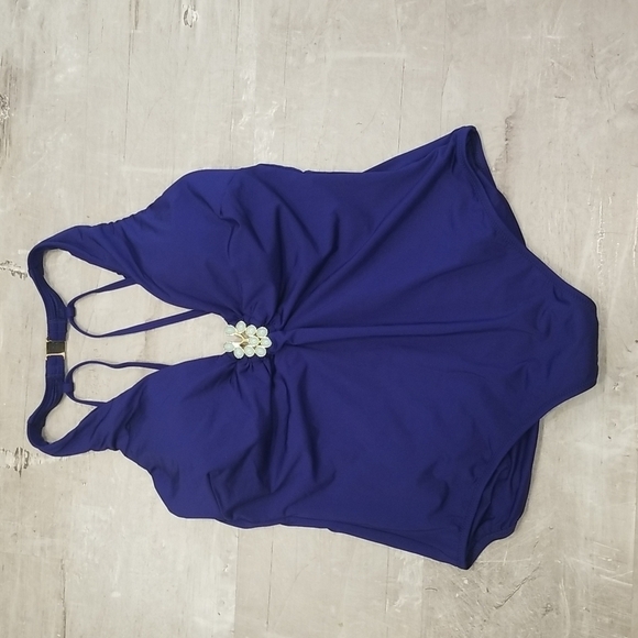 💕TRINA TURK Bijou Solids V-Plunge Plus One Piece Swimsuit Ultra Marine Blue 20W - Picture 9 of 15